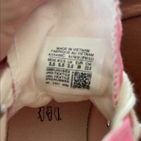 Women's Converse Pink High-Top Sneakers - Picture 10 of 10